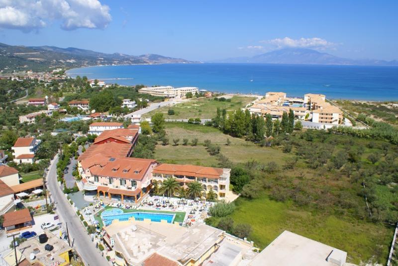 Letsos 4*