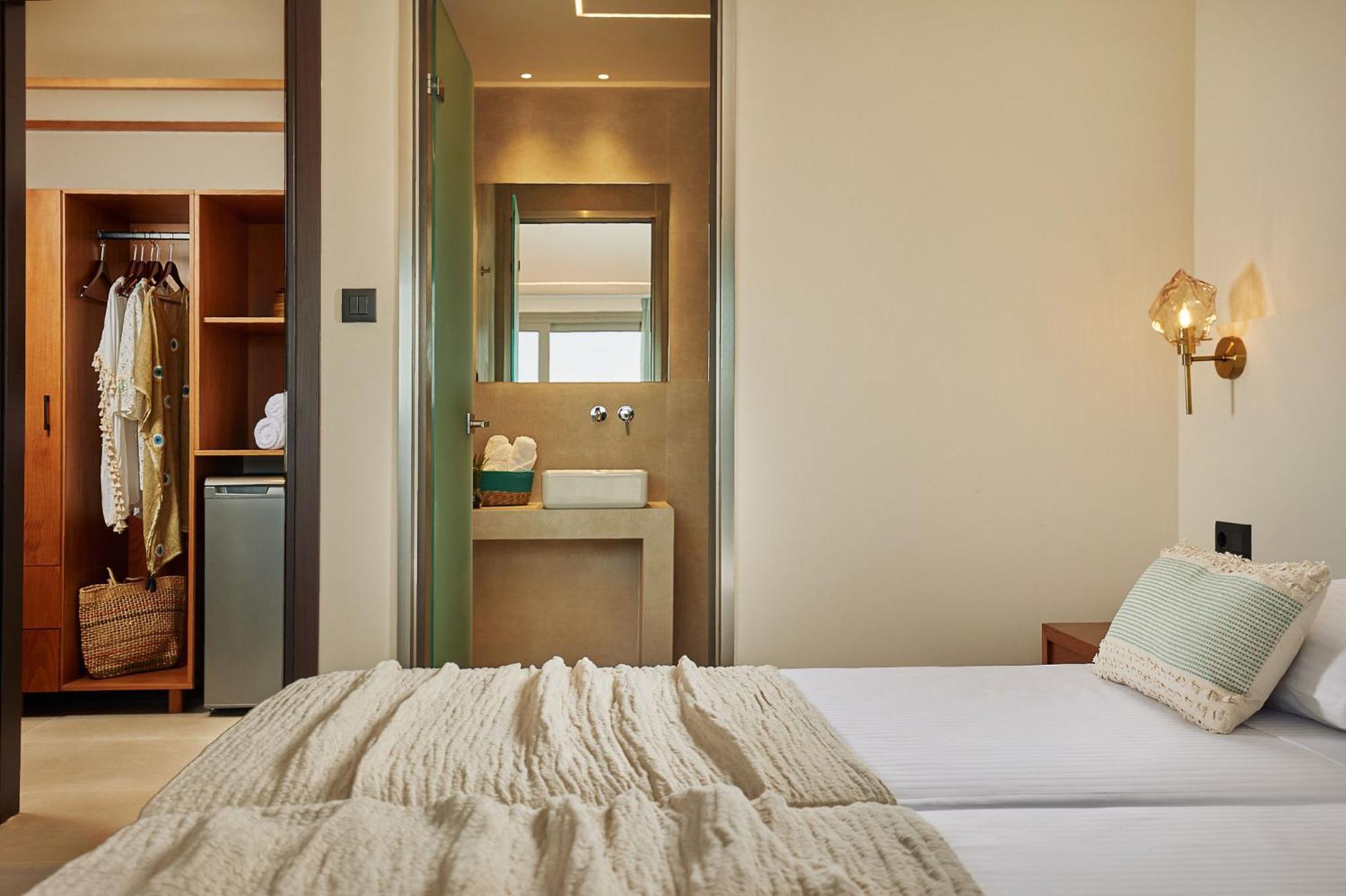 Letsos Hotel